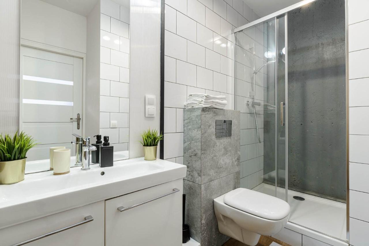 Stylish Apartment In The City Center Of Warschau Exterior foto